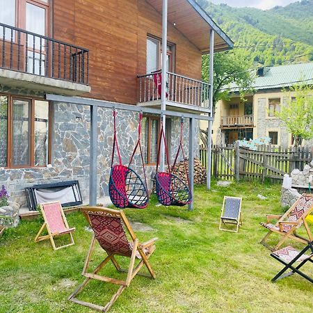 Manana Japaridze'S Guesthouse เมสเตีย ภายนอก รูปภาพ